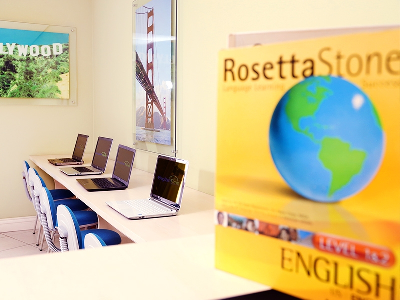 English Time Language Center - Cursos de Inglês em Blumenau/SC